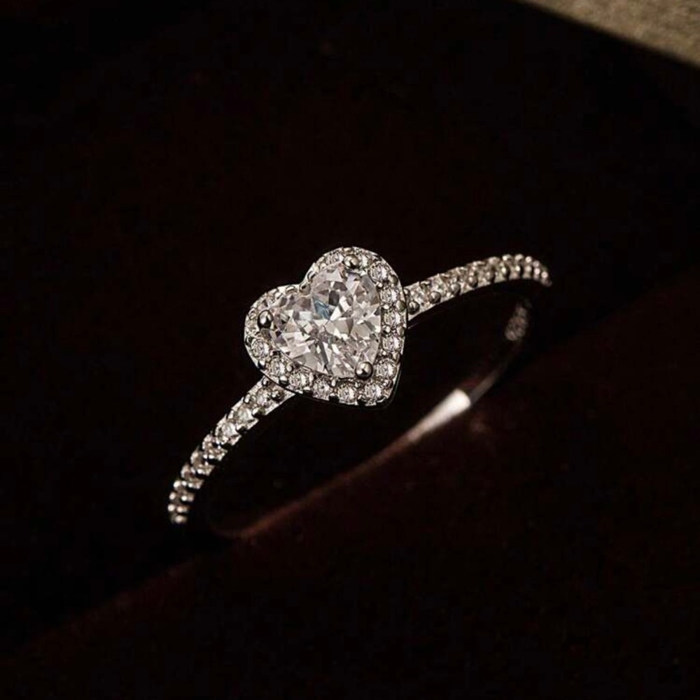 New Cubic Zirconia Heart Decor 925 Sterling Silver Ring Size 6